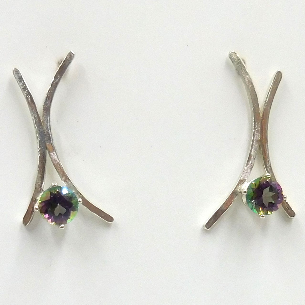 Click to view detail for DKC-2164 Earrings, Azotic Galazio Bue Topaz $98